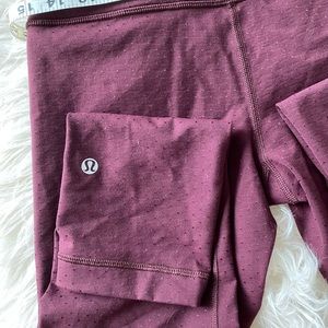 Lulu lemon eggplant colored leggings